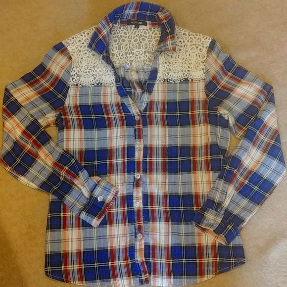 Papermoon Tops - Papermoon Plaid & Lace Shoulder Accent